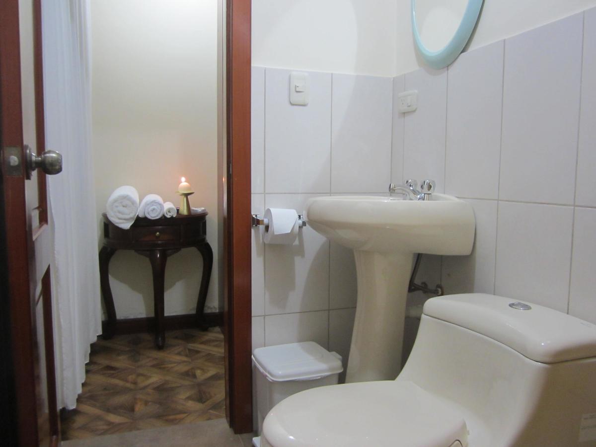 El Cardenal Hotel โลจา ภายนอก รูปภาพ